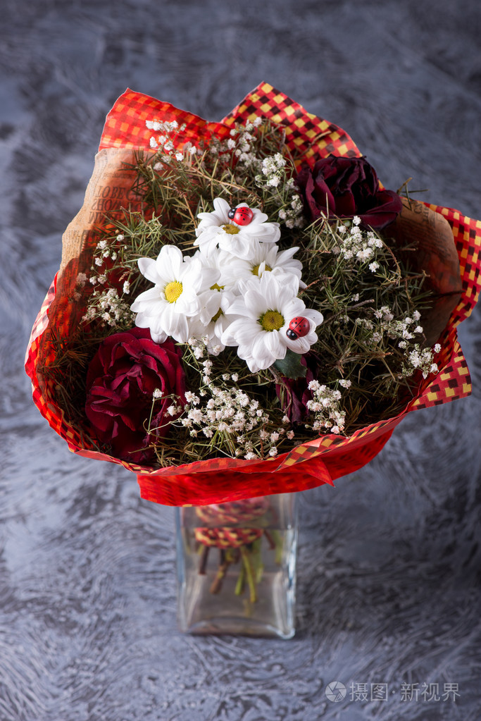 菊花和玫瑰的香味