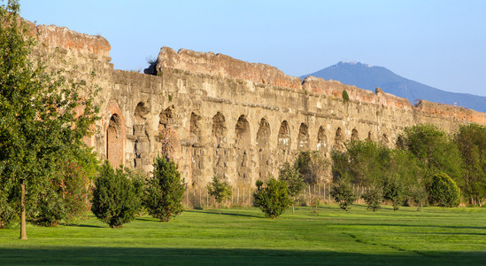古罗马水道