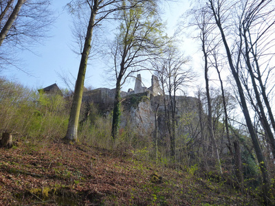 在采列的中世纪城堡的要塞