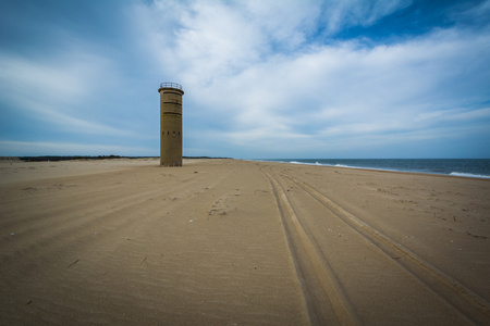 轮胎上海滩和在二次世界大战观测塔的曲目