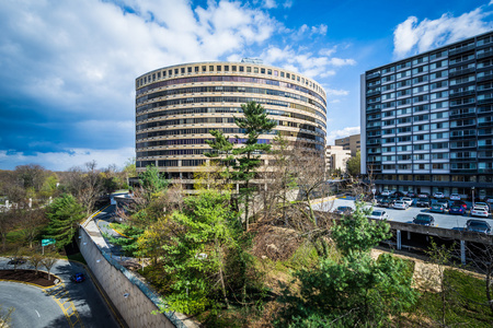 在马里兰州陶森市建筑物的视图