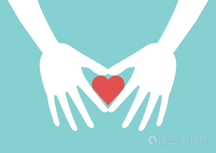 白的两只手塑造具有蓝色背景上的红色心心符号