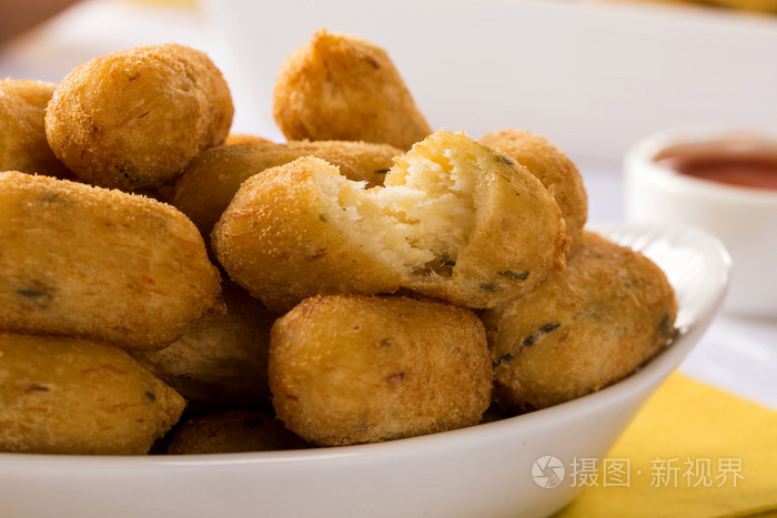 盐渍鳕鱼油条bunuelosdebacalao