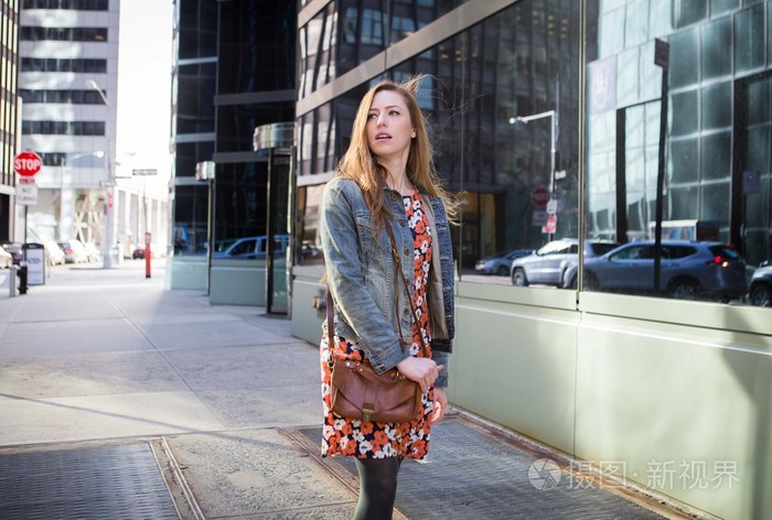 暂无图片作者goofyfoottaka新媒体授权标准授权扩展授权如何选择jpg大