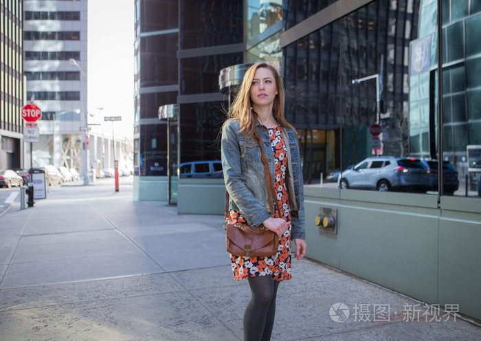 暂无图片作者goofyfoottaka新媒体授权标准授权扩展授权如何选择jpg大