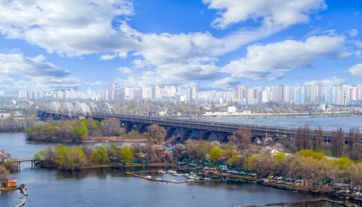 第聂伯河河铁路大桥