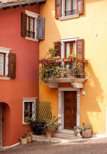 色彩缤纷的房子，在意大利