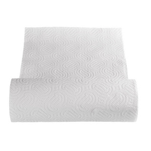 巾纸辊上孤立的白色背景