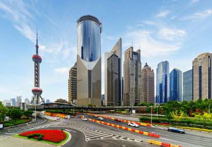 上海世纪大道摩天大楼的现代景观