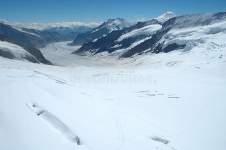 少女少女 徒步旅行 首脑会议 冰川 少女峰 阿尔卑斯山 风景