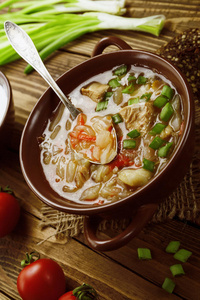 盘子 胡椒粉 施奇 陶瓷 桌子 食物 胡萝卜 午餐 晚餐