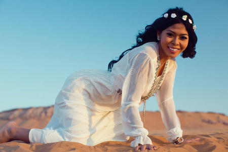 旅游 阿联酋 阿拉伯 美丽的 太阳 旅行者 自由 联合 沙丘