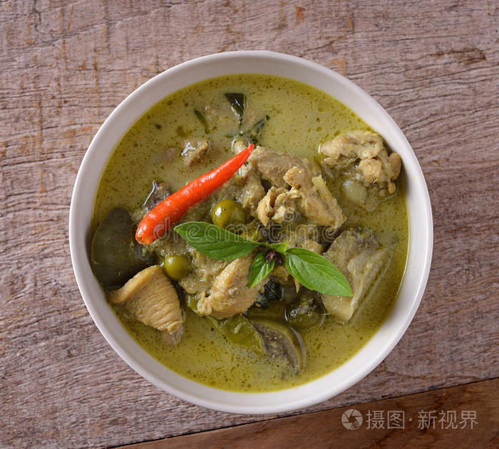 绿色咖喱鸡，泰国菜