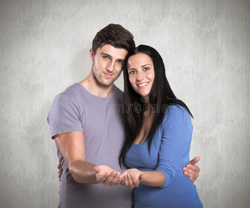 年轻夫妇伸出双手的复合图像