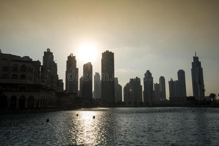 中东阿拉伯联合酋长国迪拜市中心哈里发喷泉湖