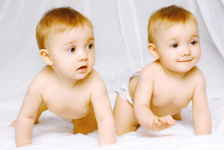 生活 健康 迷人的 婴儿 美丽的 孩子们 婴儿期 有趣的