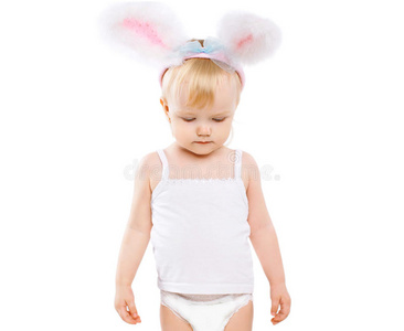可爱的婴儿穿着服装复活节兔子