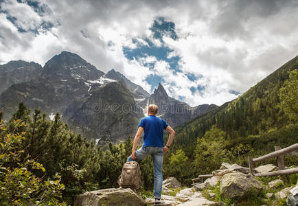 快乐 男人 能量 小山 健康 闲暇 高的 登山 风景 攀登