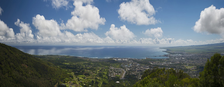 怀卢库和卡胡卢伊 Iao 谷，毛伊岛，夏威夷，美国从视图