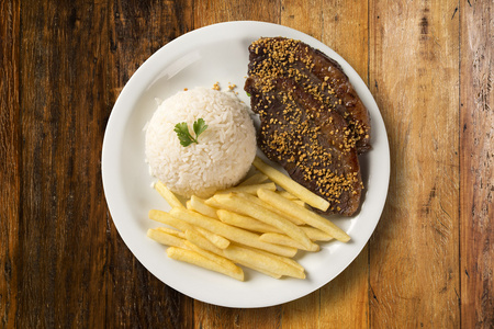 土豆和肉的饭