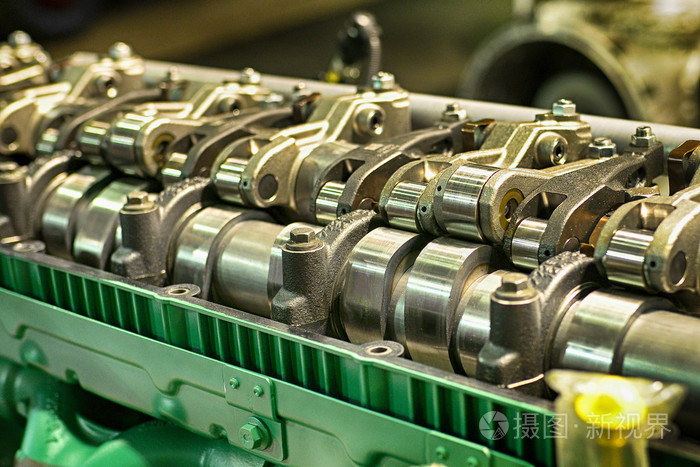 汽车凸轮轴发动机