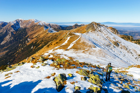 冬日里看来的高塔特拉山，波兰