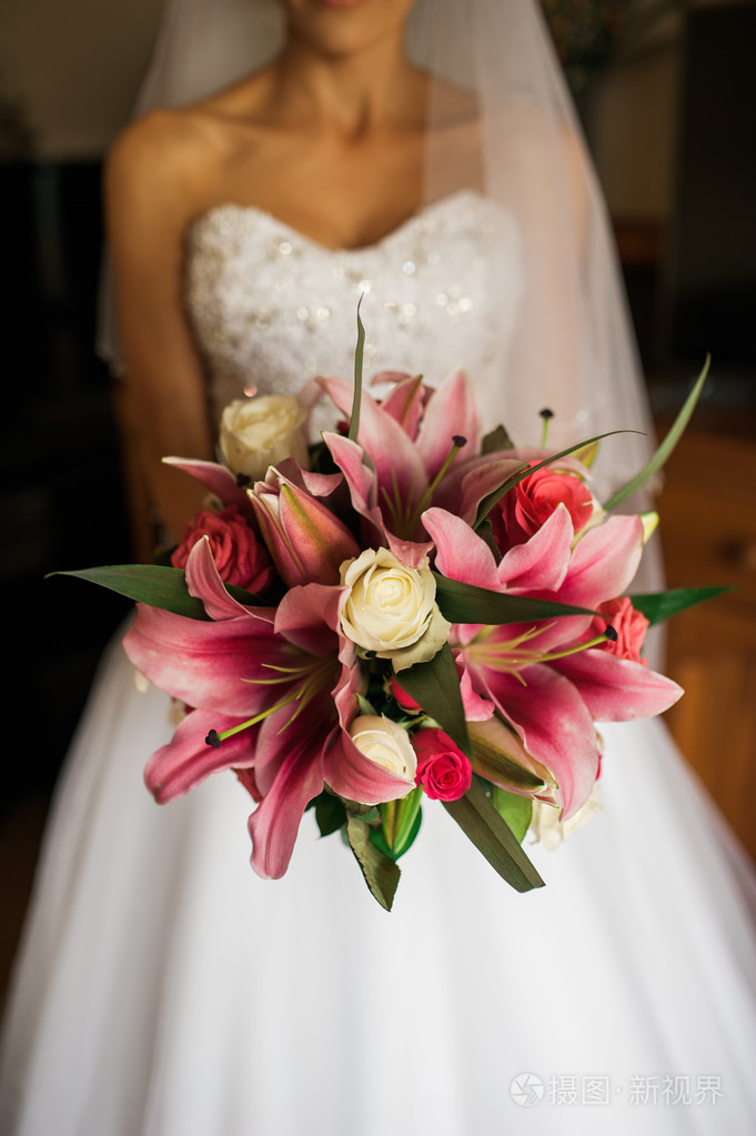 新娘举行花束
