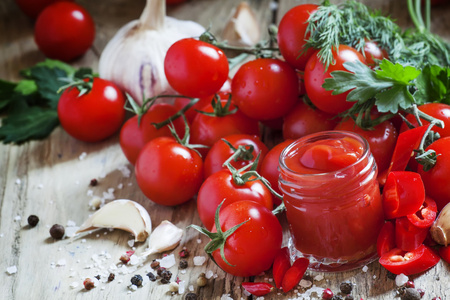 番茄和红辣椒图片