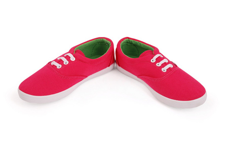 红衣女孩运动鞋