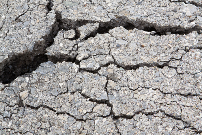 沥青混凝土裂缝的道路上宏特写