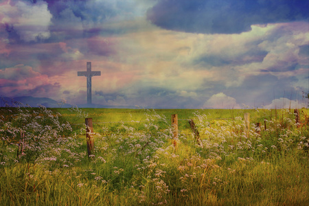 耶稣基督的十字架和美丽的云彩照片