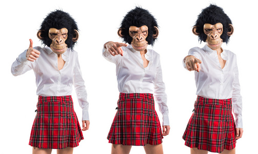 女孩与猴子面具图片