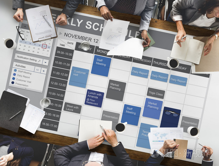 组的商人在工作