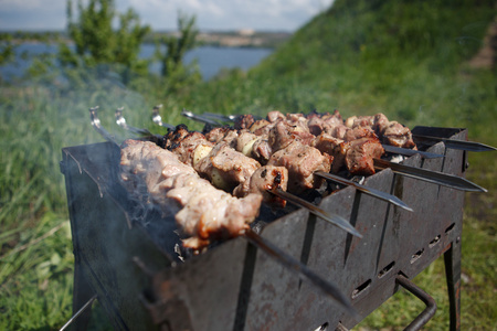 肉类烧烤炉