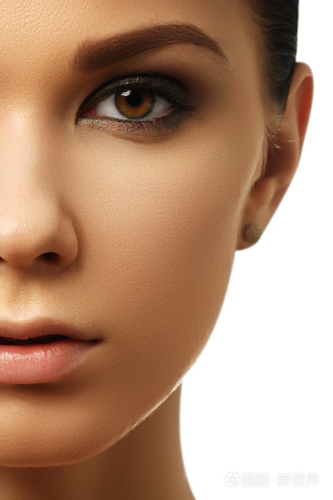 新鲜的完美肤质.清纯美女模型.青年和皮肤护理概念