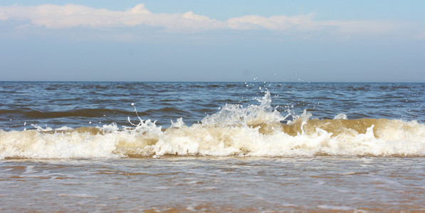 白浪的波浪