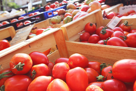西红柿在市场