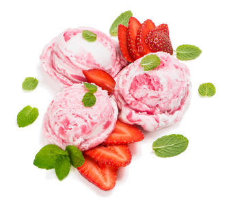 冰淇淋的新鲜草莓