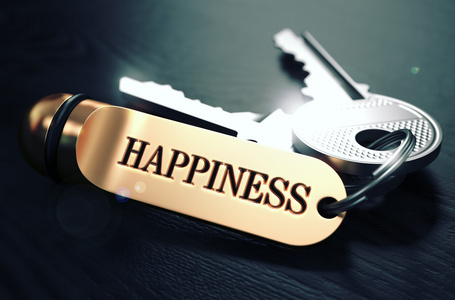 金钥匙链上幸福概念的钥匙。
