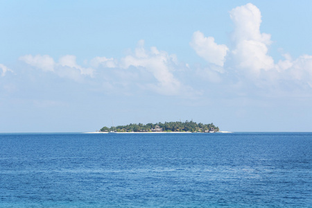 与小岛屿的海景