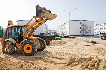 住房的刻赤桥建设者