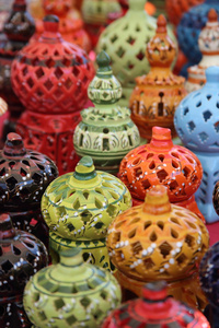 陶瓷和装饰花瓶