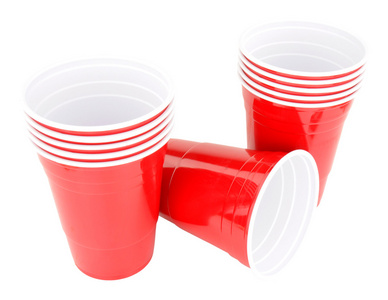 红色塑料一次性水杯
