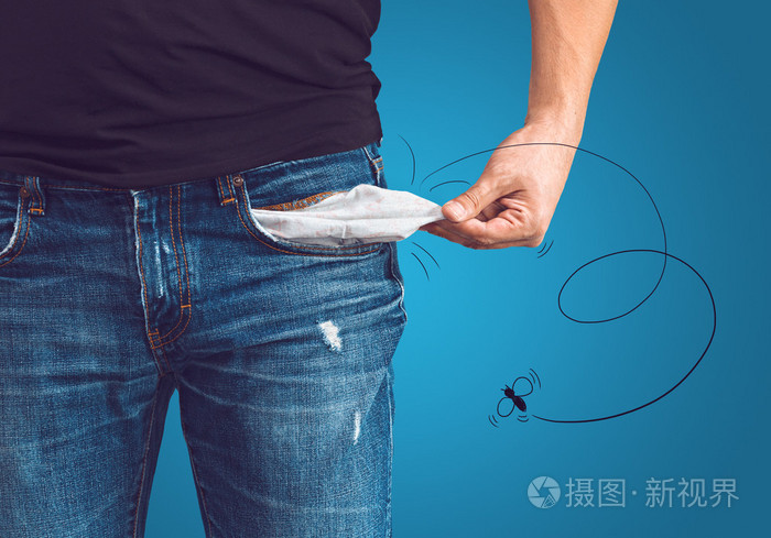 与空口袋牛仔裤的男人照片-正版商用图片1ns63n-摄图新视界