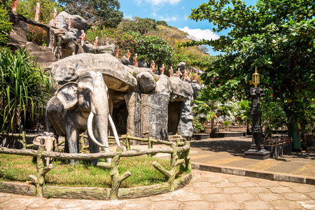 石窟寺在斯里兰卡丹布拉