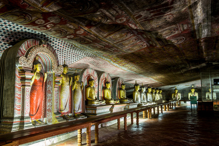 石窟寺在斯里兰卡丹布拉