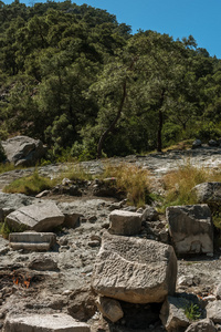 Yanartas，燃烧的石头，在西南土耳其安塔利亚省的地理特征