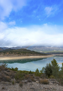 在 Huescar 的圣克莱门特水库