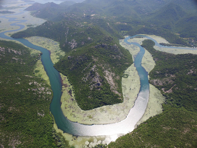 Crnojevica，黑山河峡谷