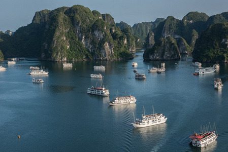 海龙湾的蓝水